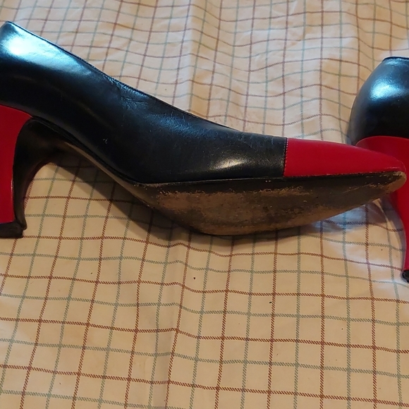 Shoes - Picture 6 of 10